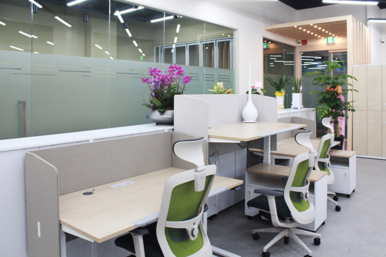 스탠드업데스크