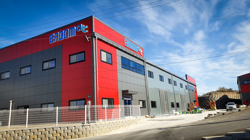 이룸에이티 전경