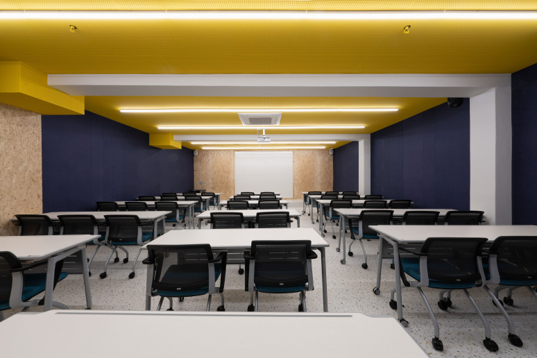 아소비 지하 교육장