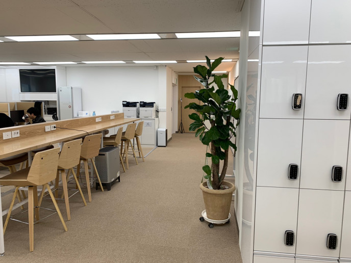 사무실 내부 전경