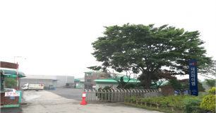 회사 입구 입니다