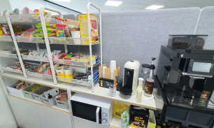 커피머신 및 간식