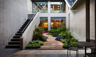 크리에이티브센터_구내식당앞