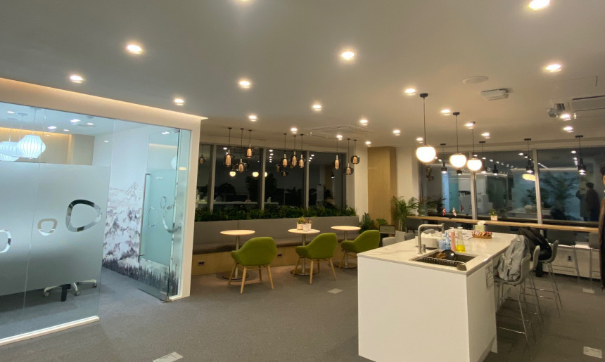 미팅룸 & 카페테리아