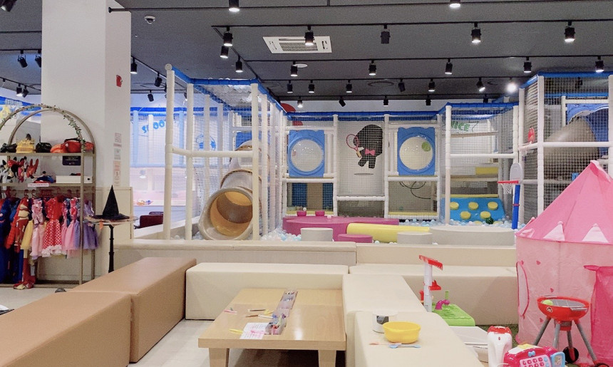 캐리키즈카페 김포 소극장점