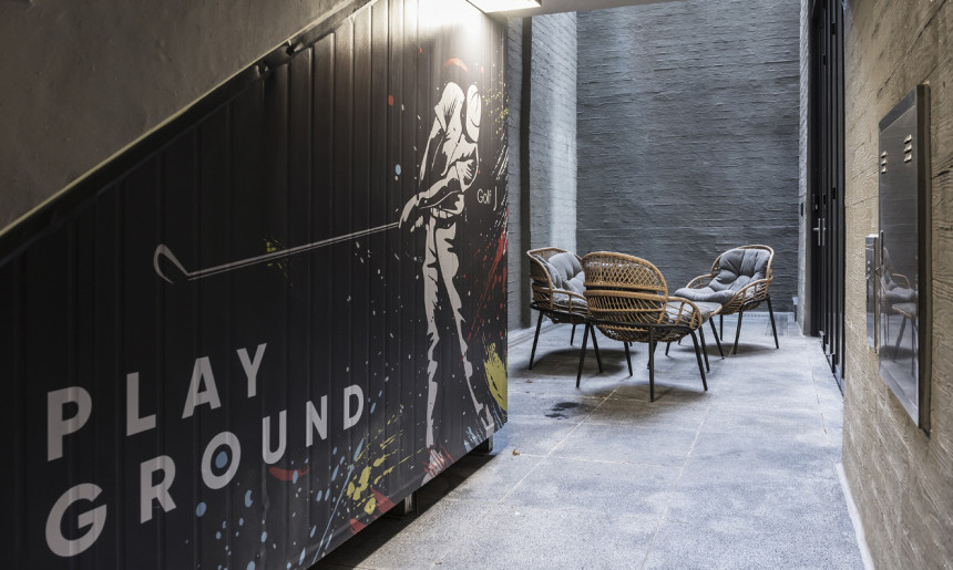 PLAY GROUND