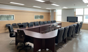 (주)아진아이에스피 대회의실