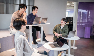 마키나락스는 회의중3