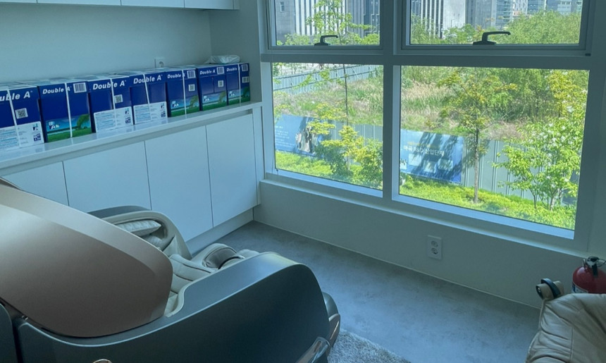 휴게실(안마의자)