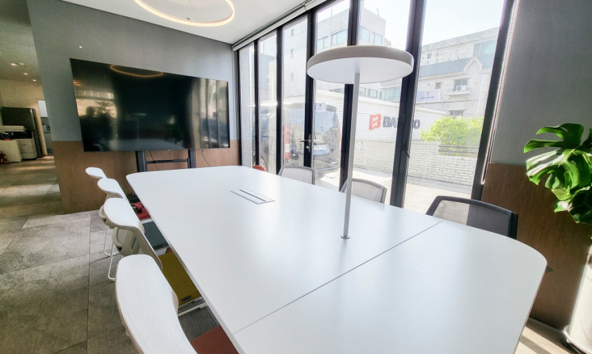 서울오피스 회의실