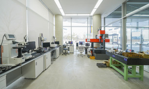 1층 정밀측정실