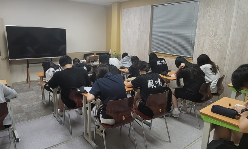 열심히 학습하는 카파학생들