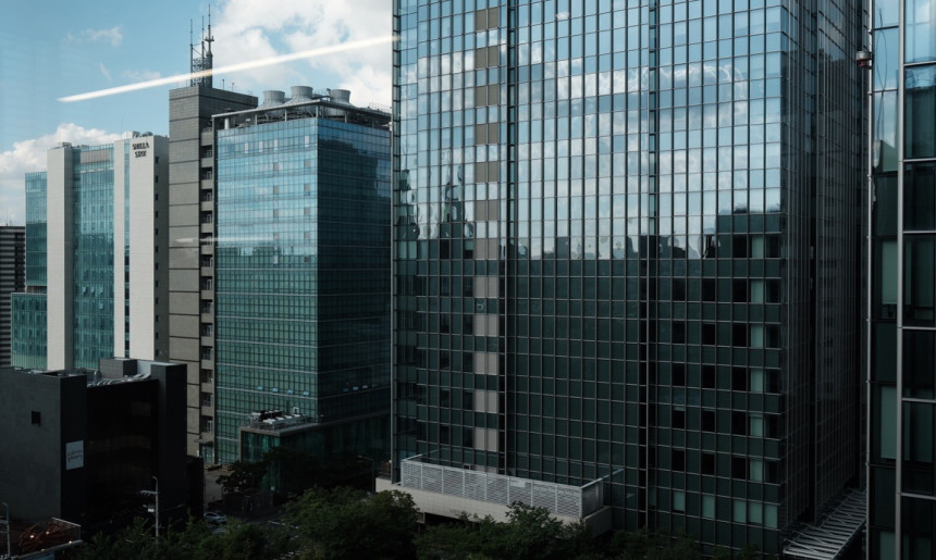 기업 건물 전경