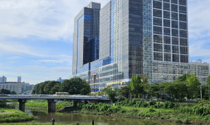 백그라운드 본사 전경1