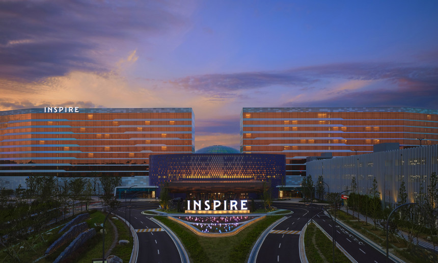 인스파이어 외관