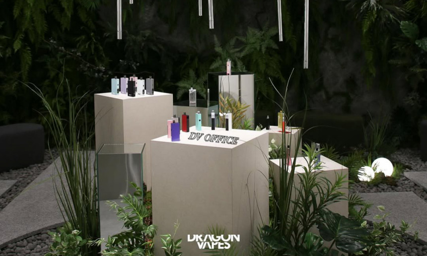 프론트 오브제+제품 전시