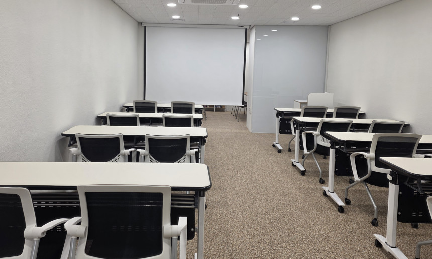 LECTURE ROOM